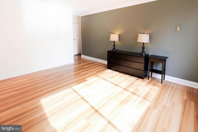 Building Photo - 11801 Rockville Pike