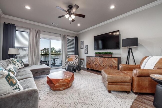 Building Photo - 117 Lookout Point