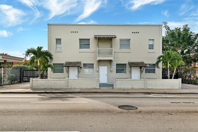 Primary Photo - 50 NW 79th St