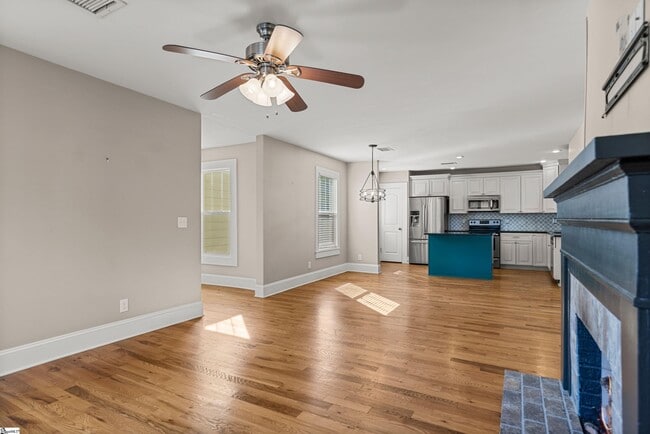 Building Photo - 309 Briarcliff Dr