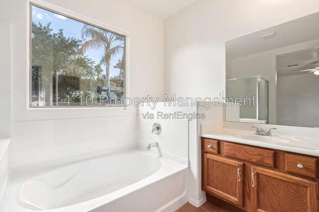 Building Photo - 45305 Balboa Dr