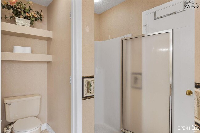 Building Photo - 5411 Forest Cove Dr