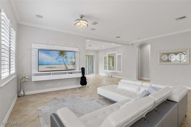 Building Photo - 7080 Bergamo Way
