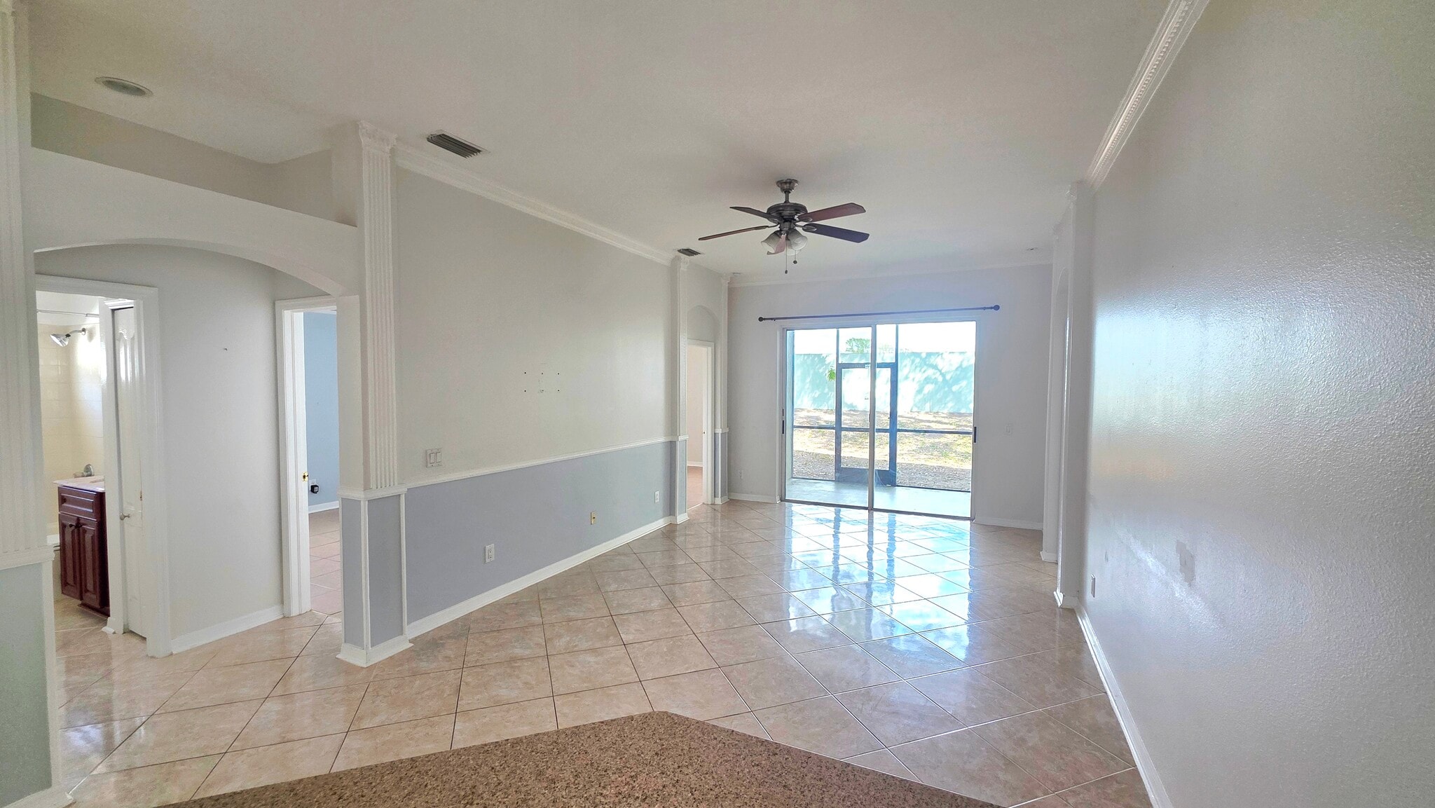 Building Photo - 9730 White Barn Way