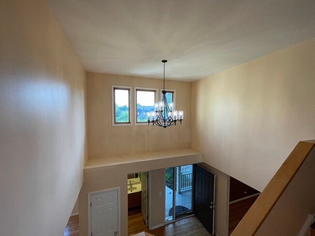 Building Photo - 450 Foxford Dr