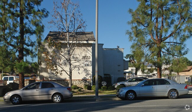 Building Photo - East Ciengea