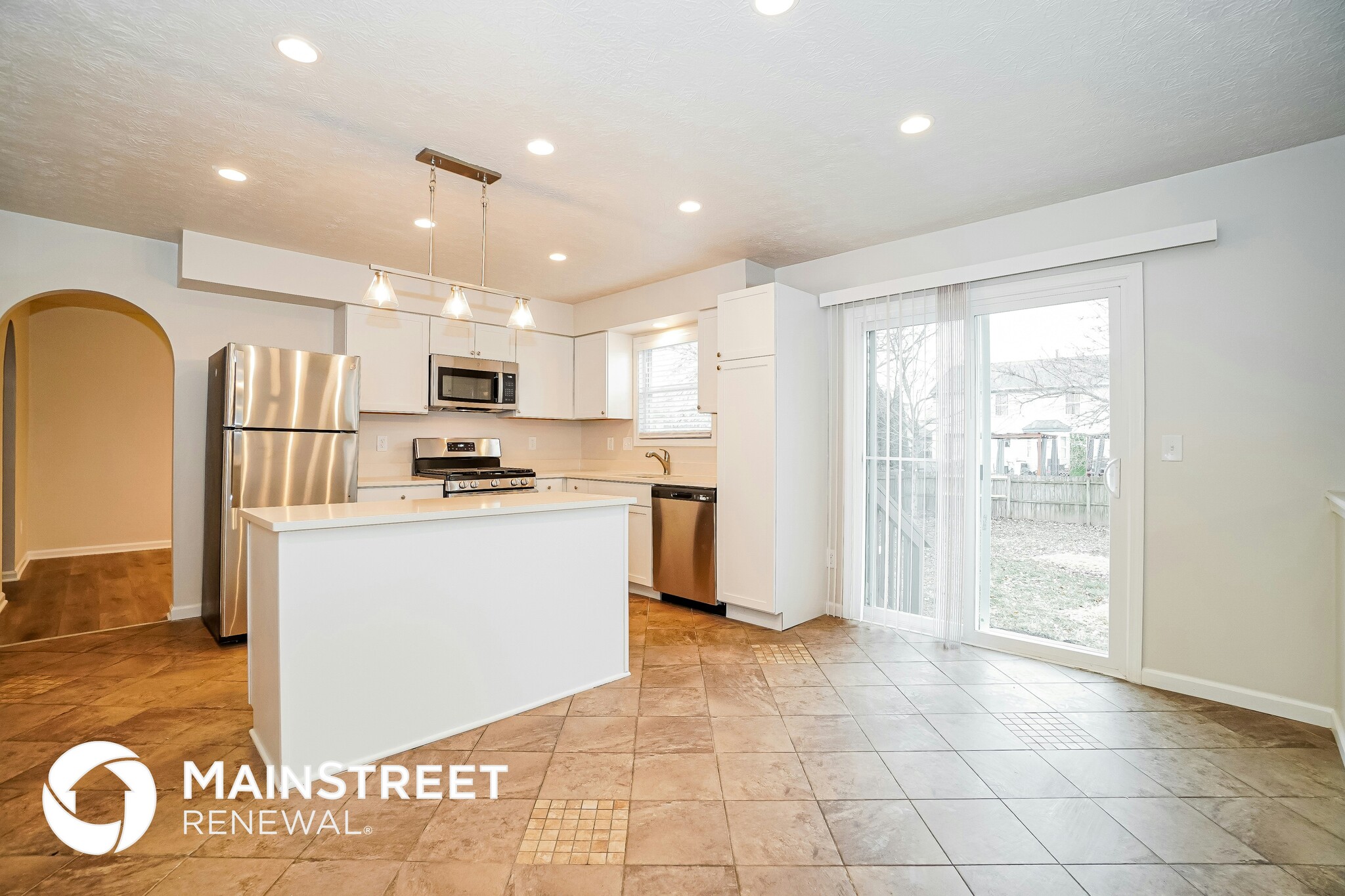 Building Photo - 1181 Onslow Dr