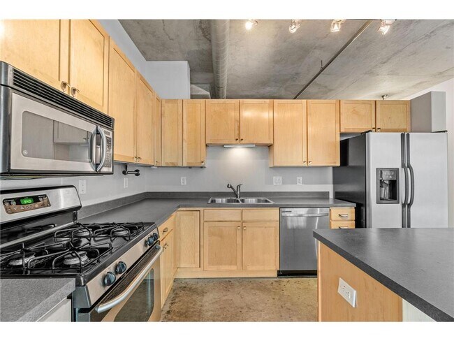 Building Photo - 720 N 4th St