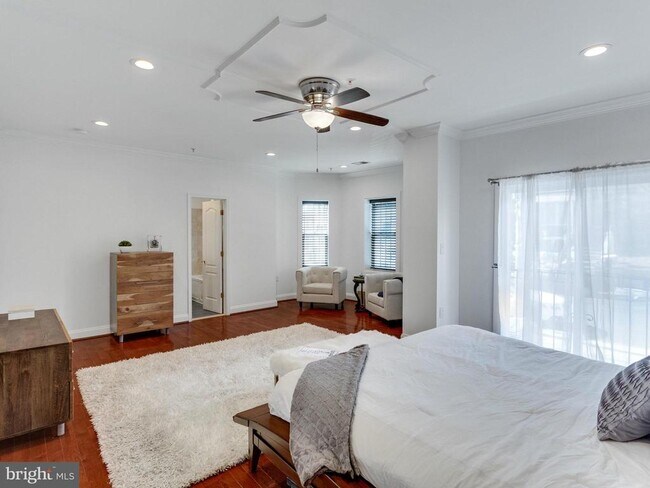 Building Photo - 161 Randolph Pl NW