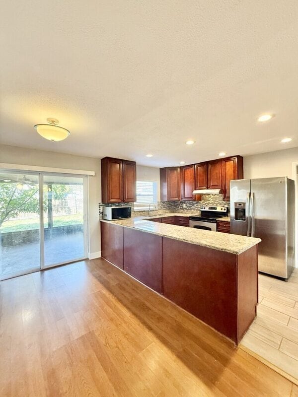 Building Photo - 6475 Cedarbrook Dr