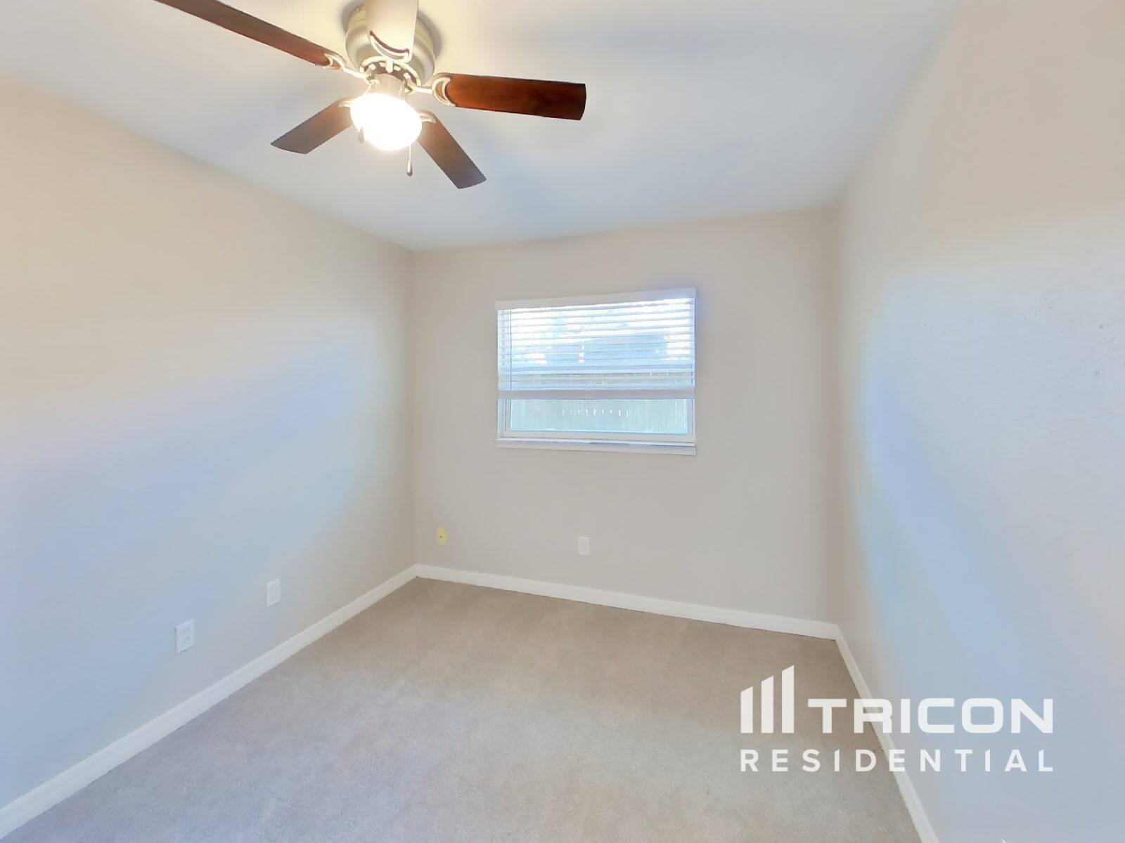 Building Photo - 1016 Sagamore Dr