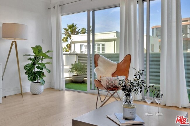 Building Photo - 101 California Ave