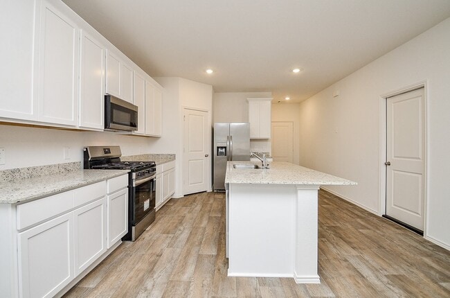 Building Photo - 3806 Axyl Run Ct