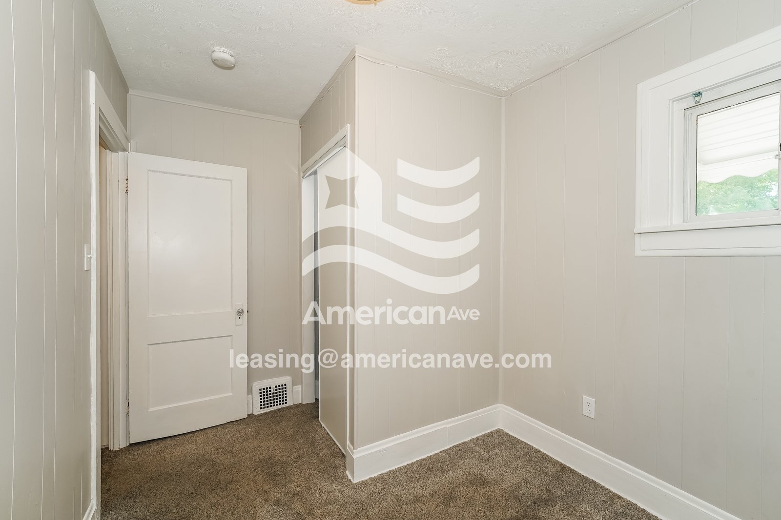 Building Photo - 5302 Kohout St