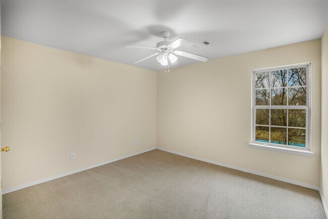 Building Photo - Great Duplex in Riverwalk Farms
