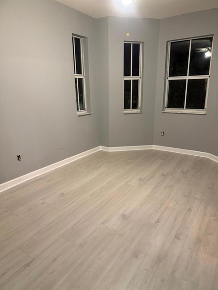 Building Photo - 3501 Shoma Dr