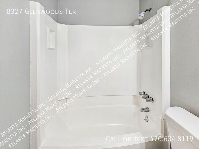 Building Photo - 8327 Glenwoods Terrace