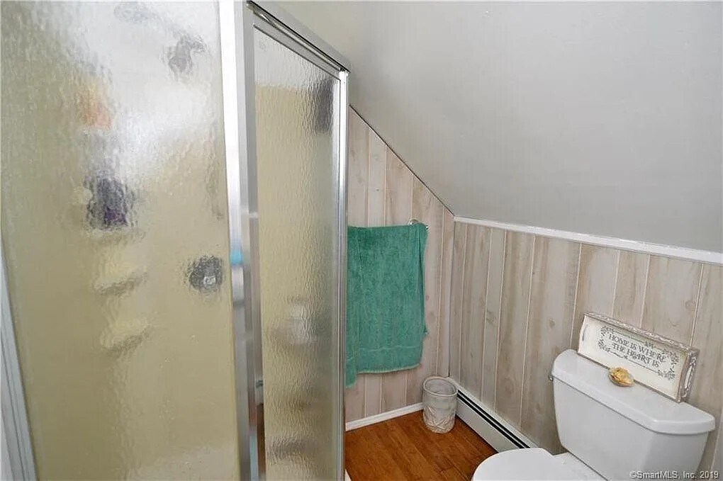 Building Photo - 83 Kneen St