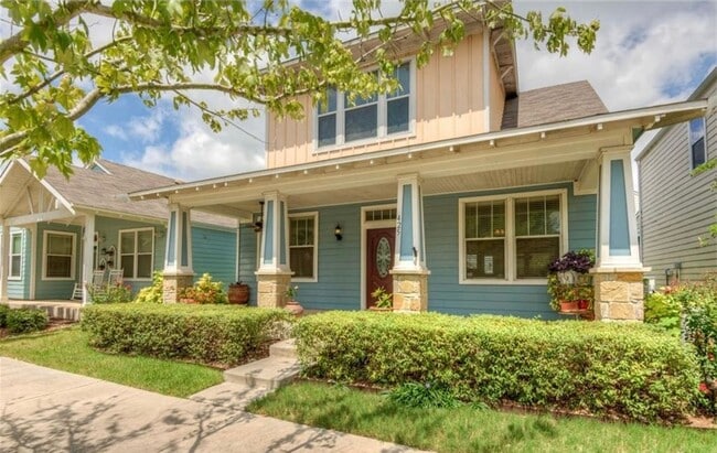 Primary Photo - Superb Suburban Space! Multiple Living areas!