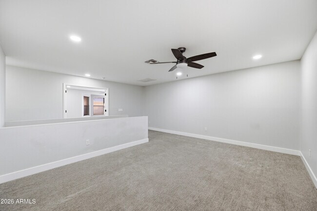 Building Photo - 10617 W Daley Ln