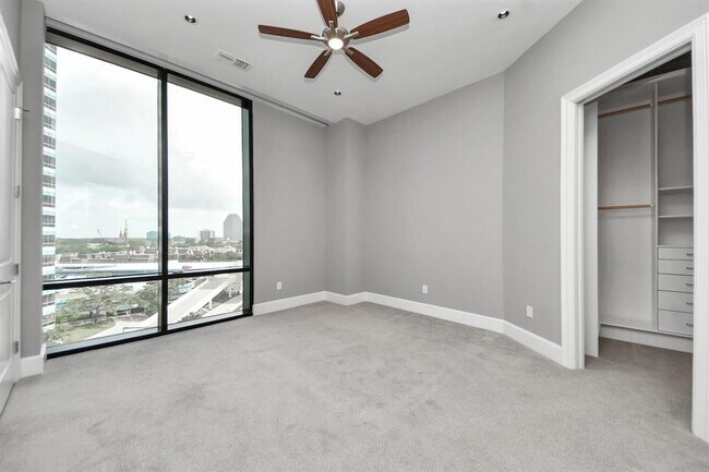 Building Photo - 1409 Post Oak Blvd