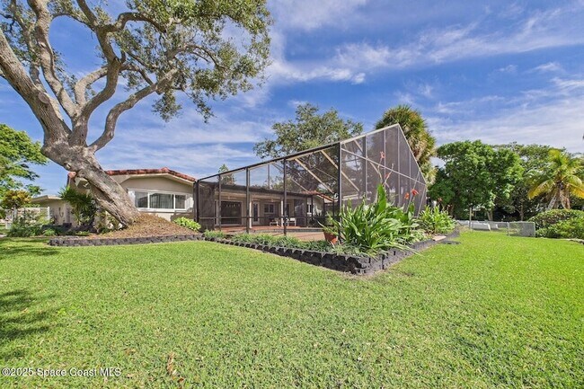 Building Photo - 778 Nassau Rd