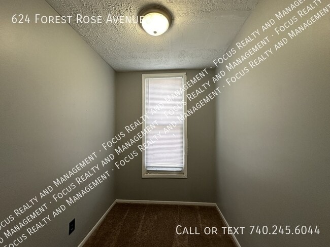 Building Photo - 624 Forest Rose Ave