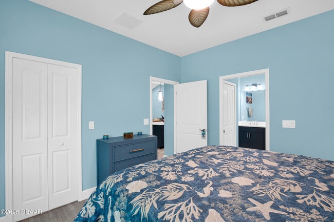 Building Photo - 275 Last Mango Dr