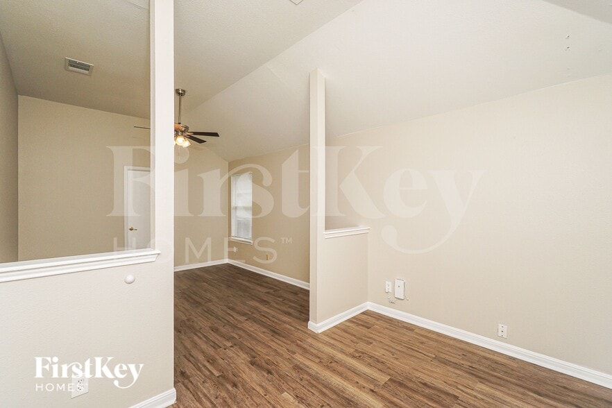 Building Photo - 8422 Cherisse Dr