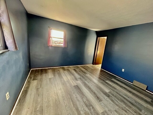 Building Photo - 275 Brad Dr