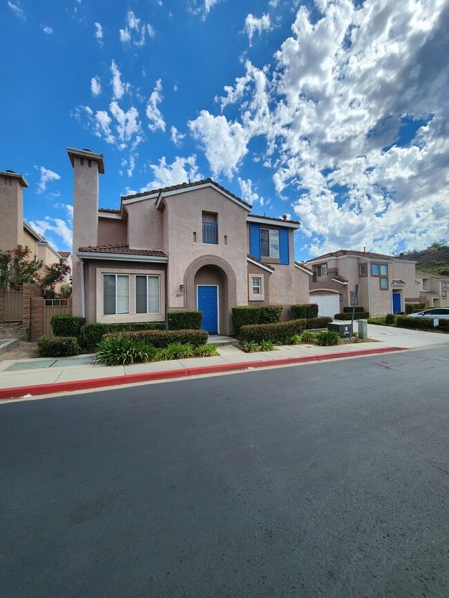 Building Photo - 3 Bedroom Home in Scripps Ranch - 2 Car Garage - Aspire/Encore Community