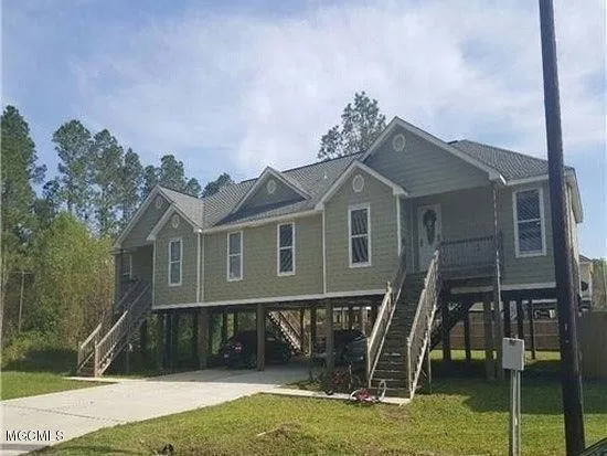 Primary Photo - Duplex E. Lamar St