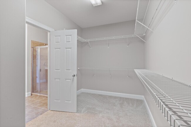 Building Photo - 3116 Tenker Creek Ln SE
