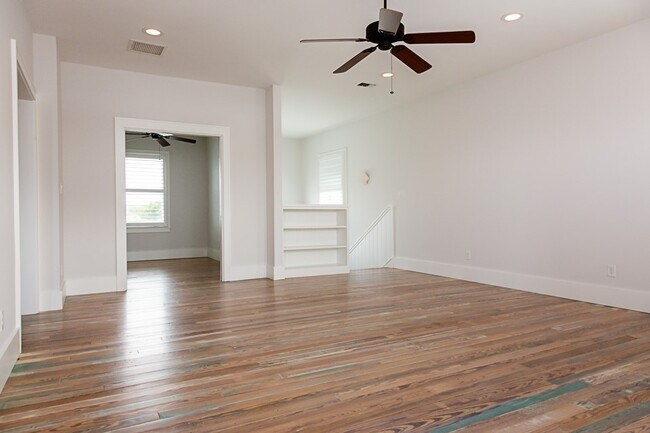 Building Photo - 2612 Todville Rd