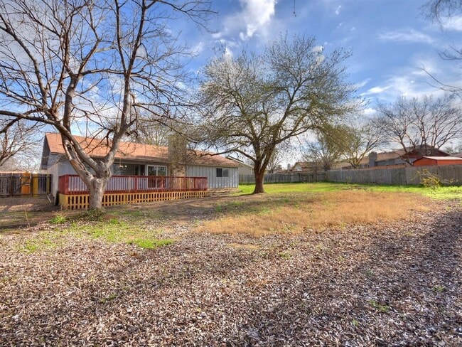 Building Photo - 6501 Highpoint Cove