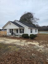 Building Photo - 884 Matthews Mill Pond Rd