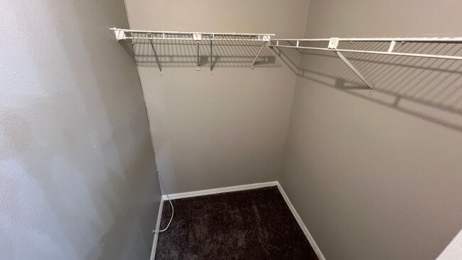 Building Photo - 112 Dahlia Village Cir