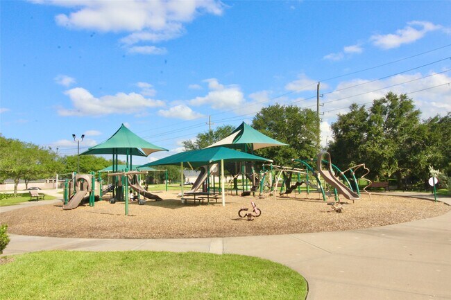 Building Photo - 10919 Texas Rose Dr