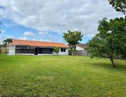 Building Photo - 2441 SW 124th Ave