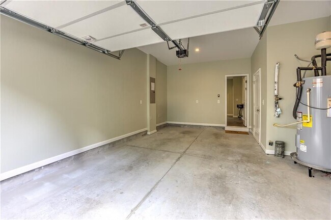 Building Photo - 1215 Cushenberry Ln
