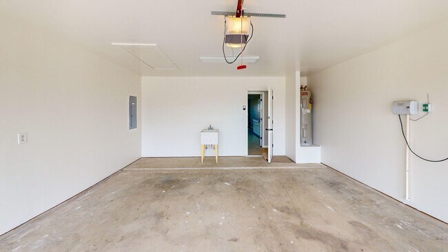 Building Photo - Charming 4-Bedroom Spacious Full-Brick Home with Modern Updates