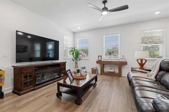Building Photo - 2021 Amelia Bay Pl