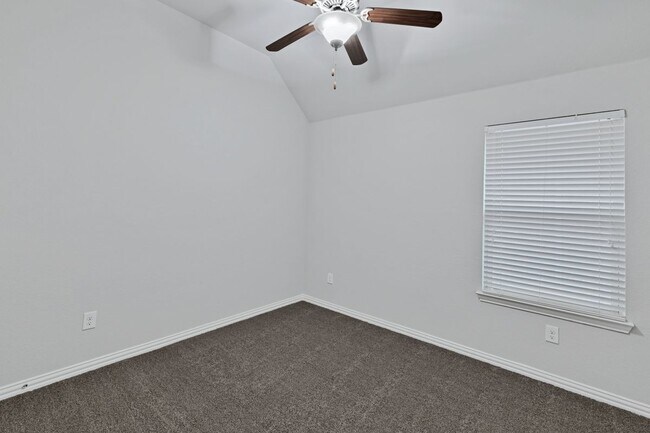 Building Photo - 16117 Gladewater Terrace