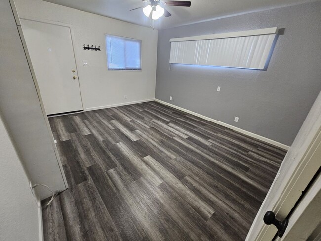 Building Photo - 1 bed 1bath Sparks Apartment For Rent, rec...