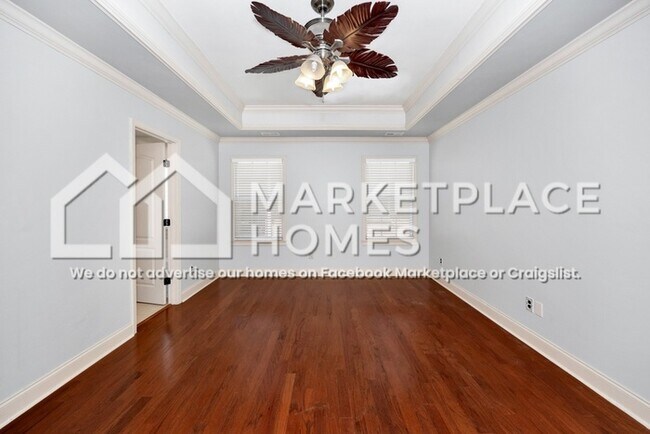 Building Photo - 1015 Ashenbury Park
