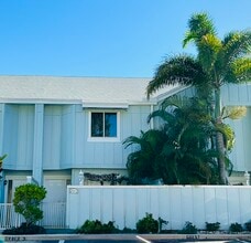 Building Photo - 6262 Riverwalk Ln