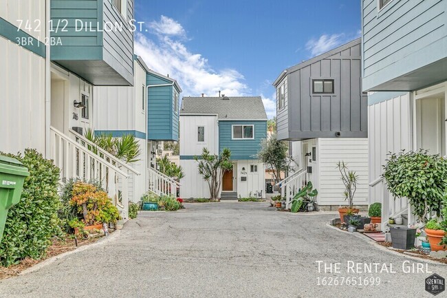 Building Photo - Charming 3 Bedroom Home in Silver Lake! | ...