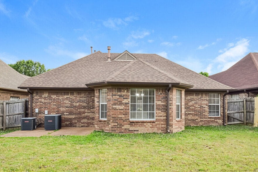 Building Photo - 2943 Dawkins Ct
