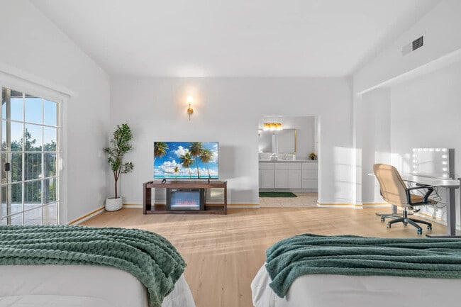 Building Photo - 1853 Penasco Rd