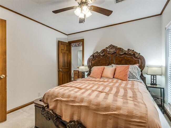 Building Photo - 3465 Brush Creek Rd